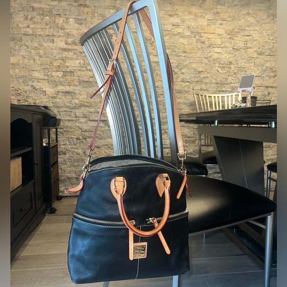 Dooney & Bourke Black Dillen Double Pocket Satchel Hand / Shoulder Bag Purse 👜 - Picture 6 of 14
